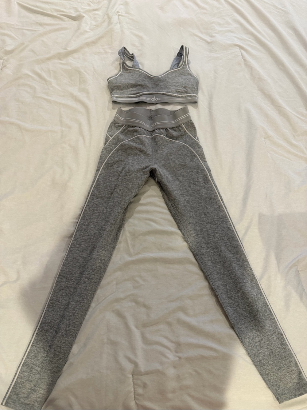 ALO Yoga Alosoft High-Waist Heart Throb Legging & Alosoft Heart Throb Bra